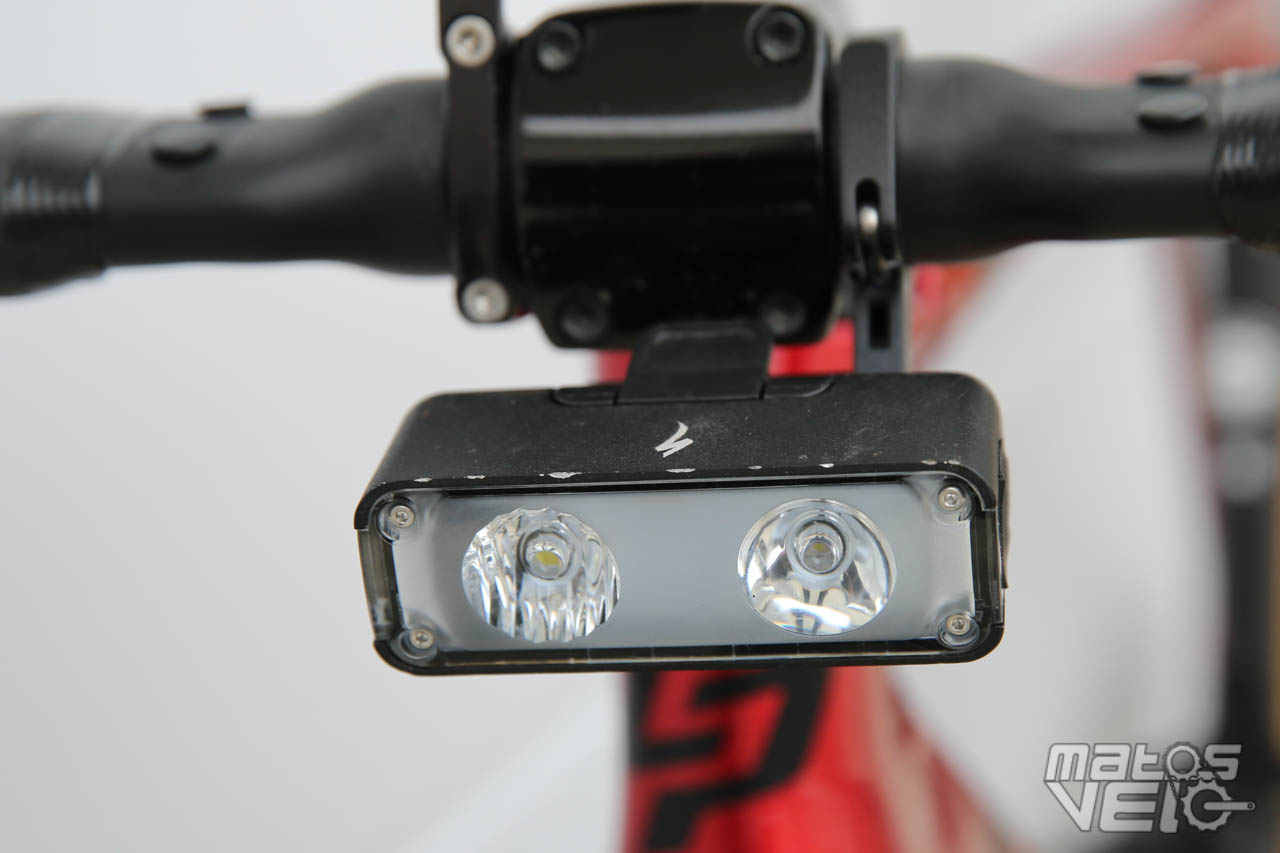 SPECIALIZED éclairage vélo avant Flux 1250 Headlight CYCLES ET SPORTS